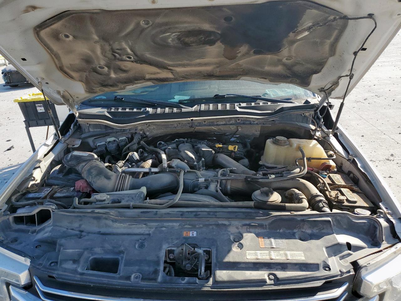 Ford F-350 Super Duty Image 2