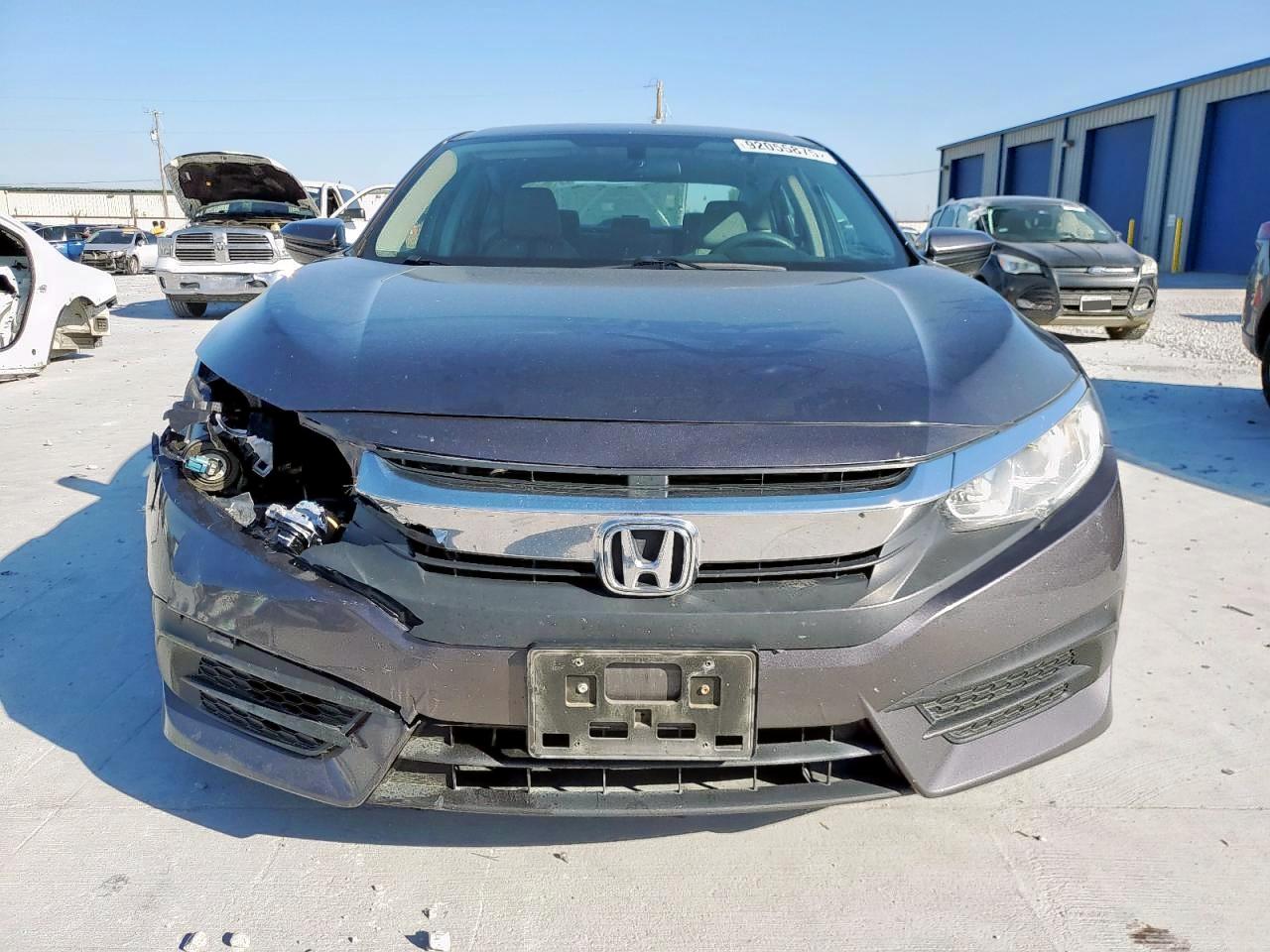 Honda Civic Lx Image 11