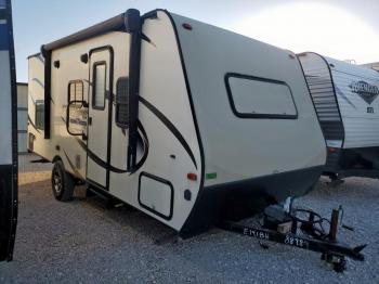  Salvage Winnebago Escape