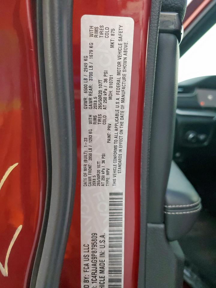 Jeep Grand Cherokee L Laredo Image 10