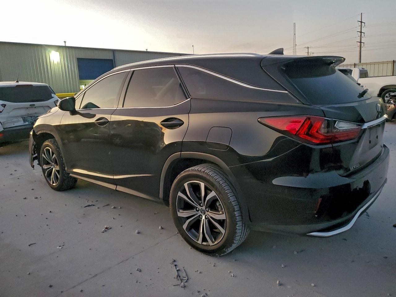 Lexus RX 350 L Image 9