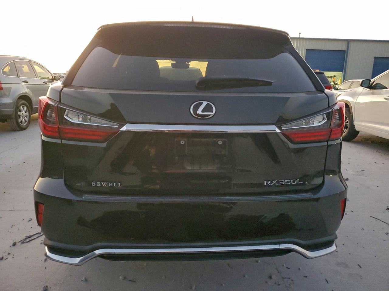 Lexus RX 350 L Image 3