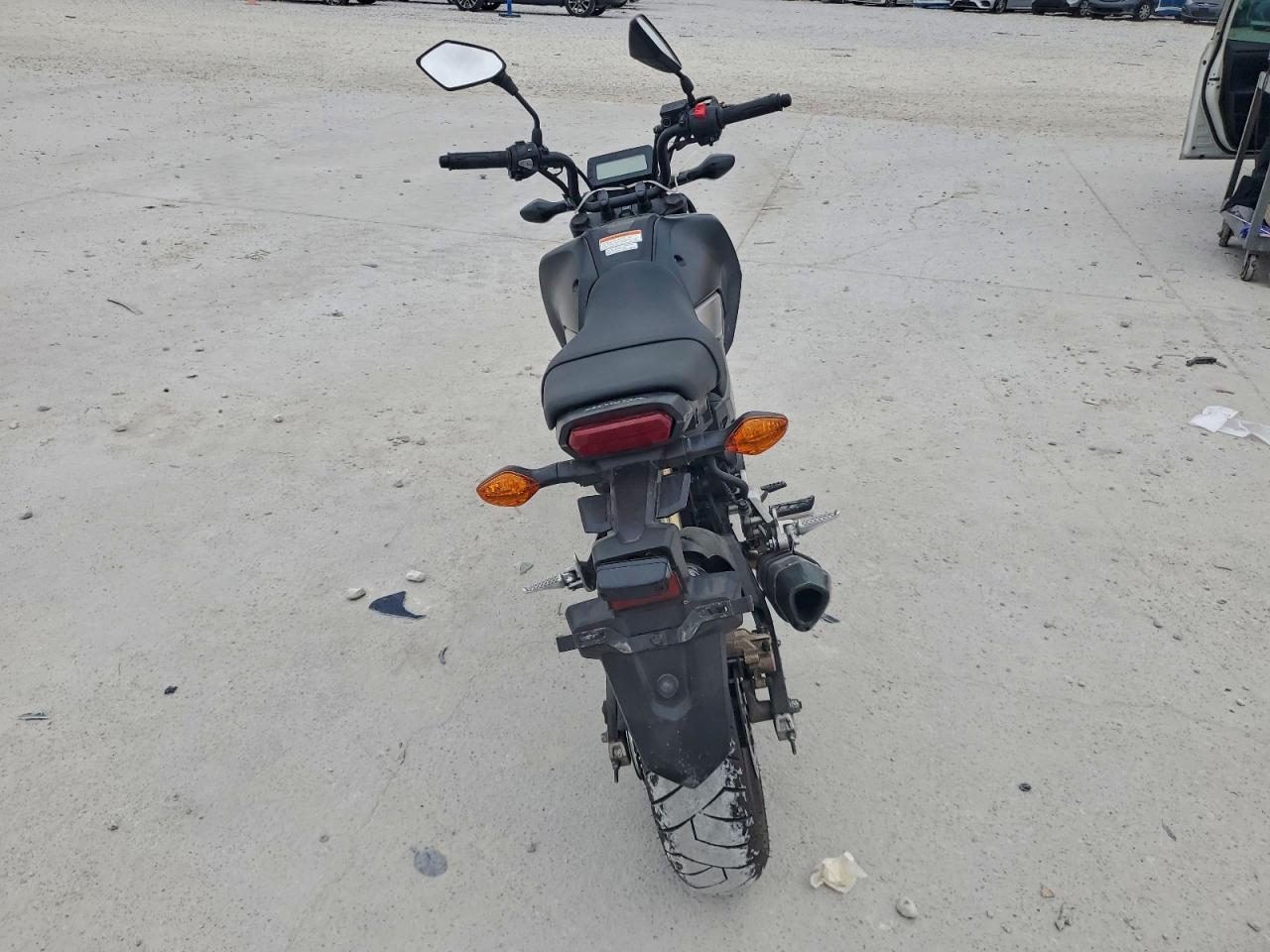 Honda Grom 125 Image 9