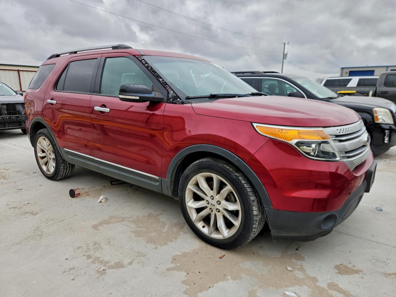 Ford Explorer Xlt Image 7