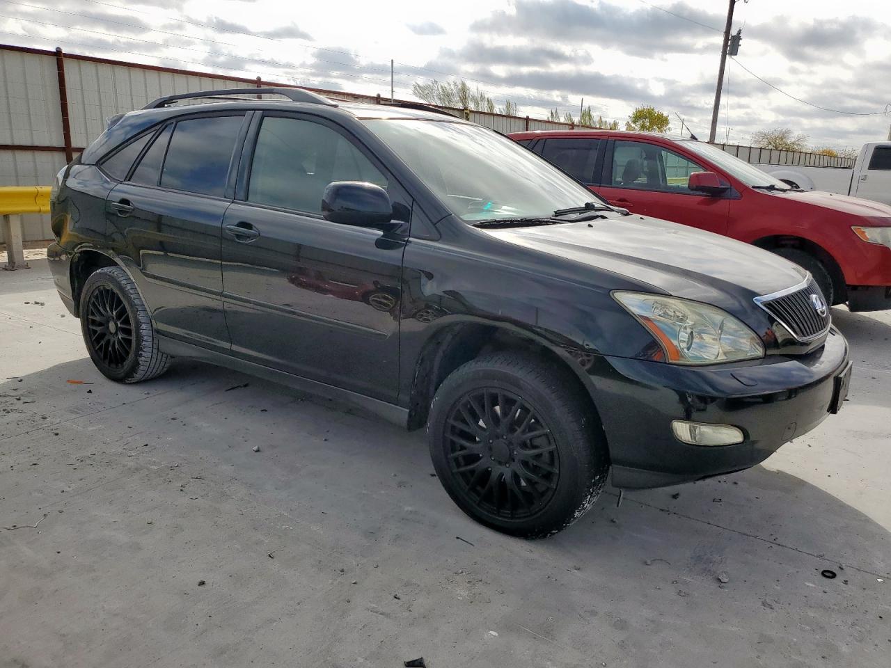 Lexus RX 330 Image 11