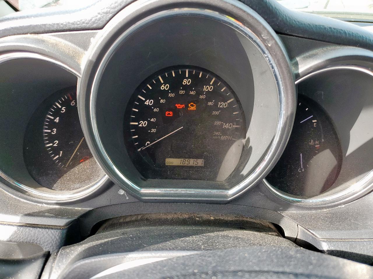 Lexus RX 330 Image 9