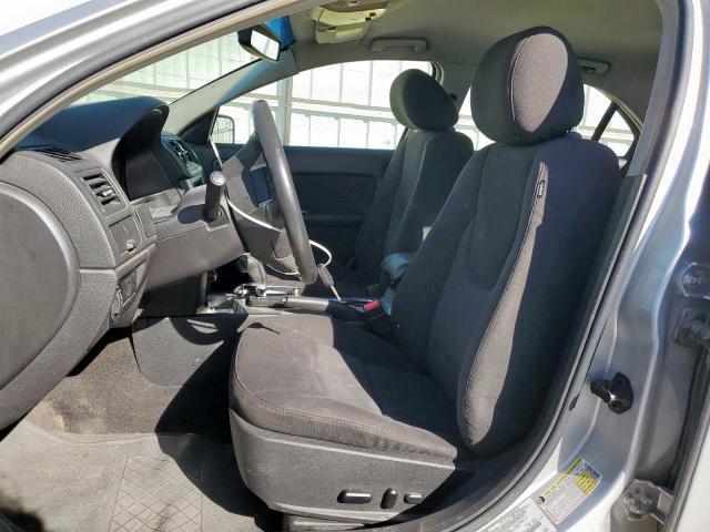 Ford Fusion Hybrid Image 12