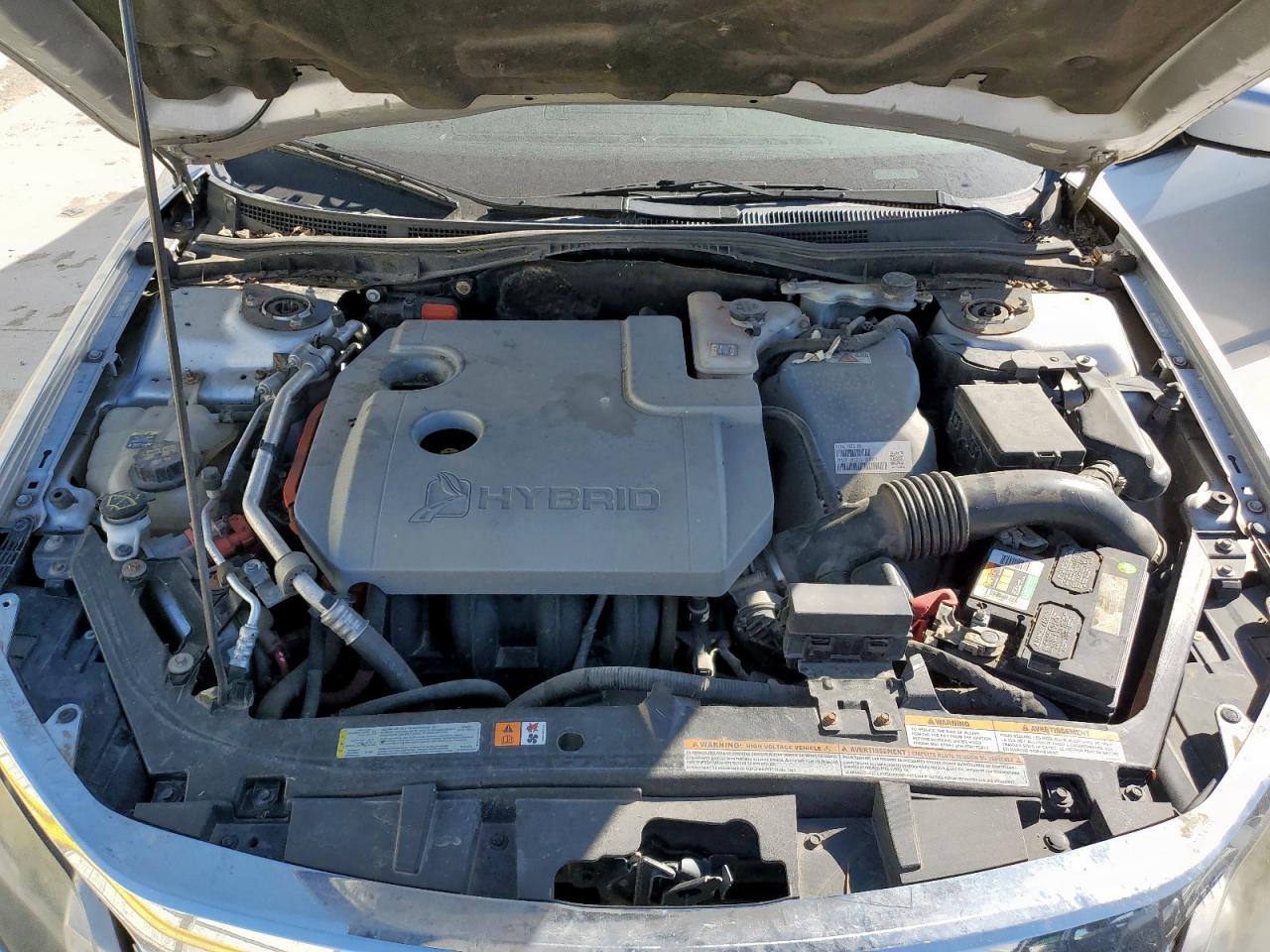 Ford Fusion Hybrid Image 10