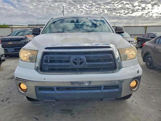 Toyota Tundra Double Cab Sr5 Image 7