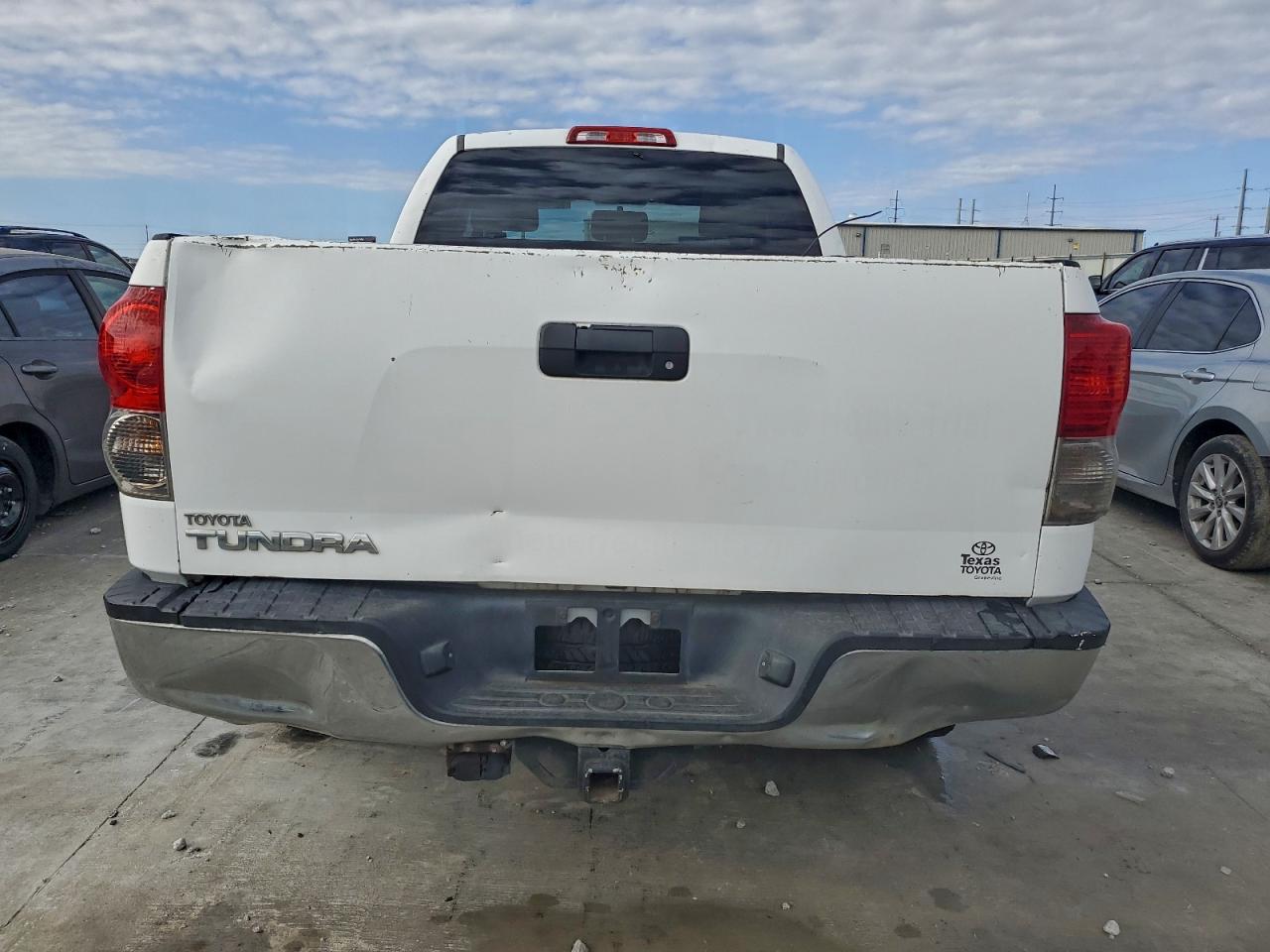 Toyota Tundra Double Cab Sr5 Image 3