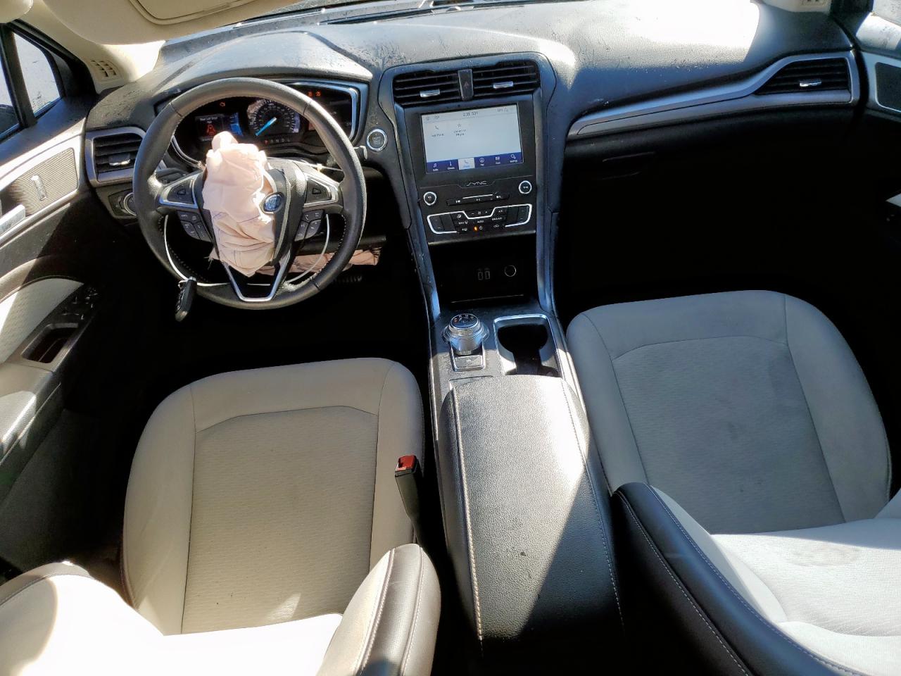 Ford Fusion Se Image 3