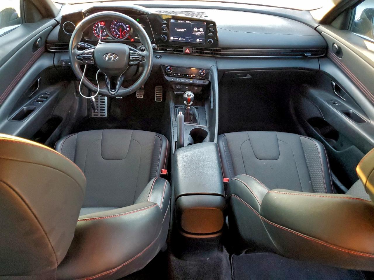 Hyundai ELANTRA N Line Image 7