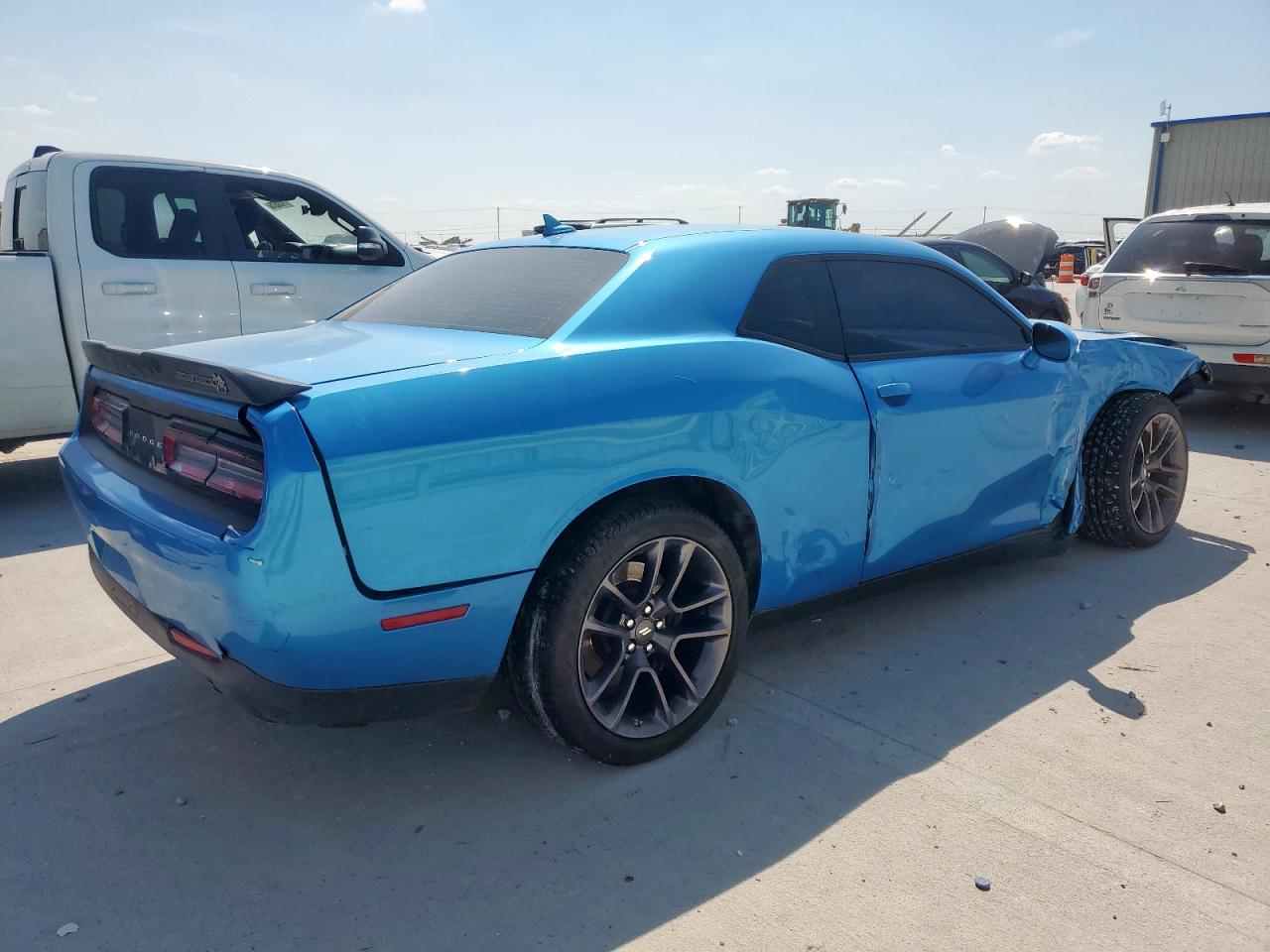 Dodge Challenger R/t Scat Pack Image 11