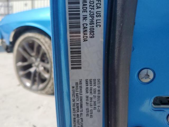 Dodge Challenger R/t Scat Pack Image 2