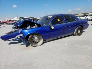  Salvage Ford Crown Vic
