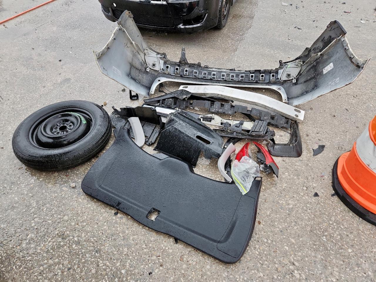 Toyota Highlander Le Image 14