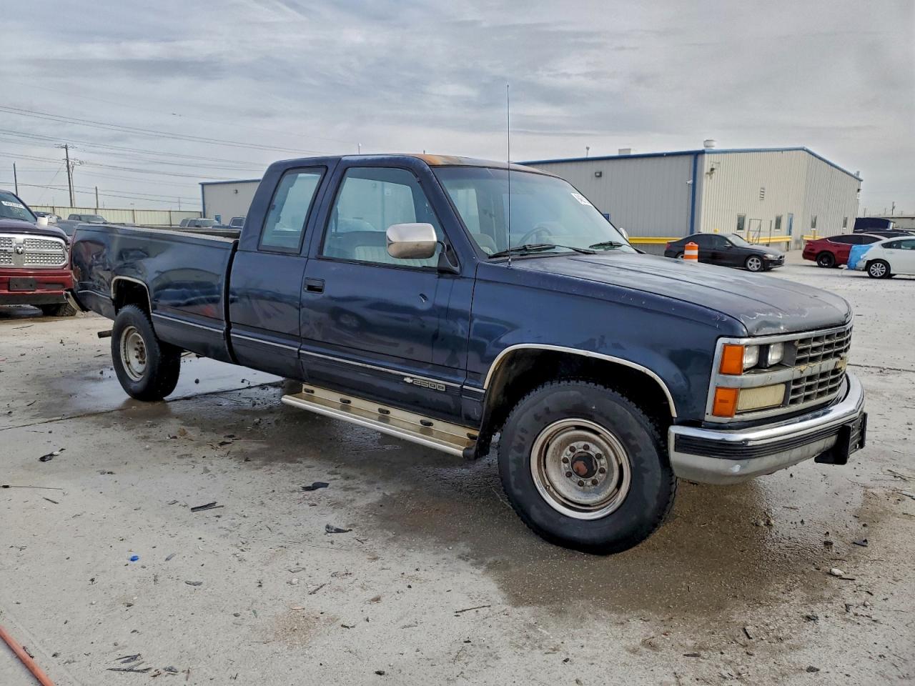 Chevrolet Gmt C2500 Image 4