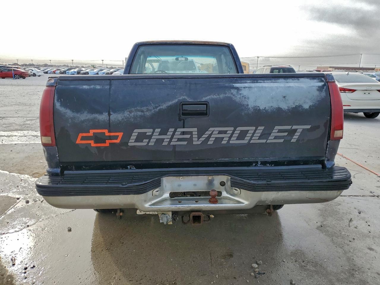 Chevrolet Gmt C2500 Image 3