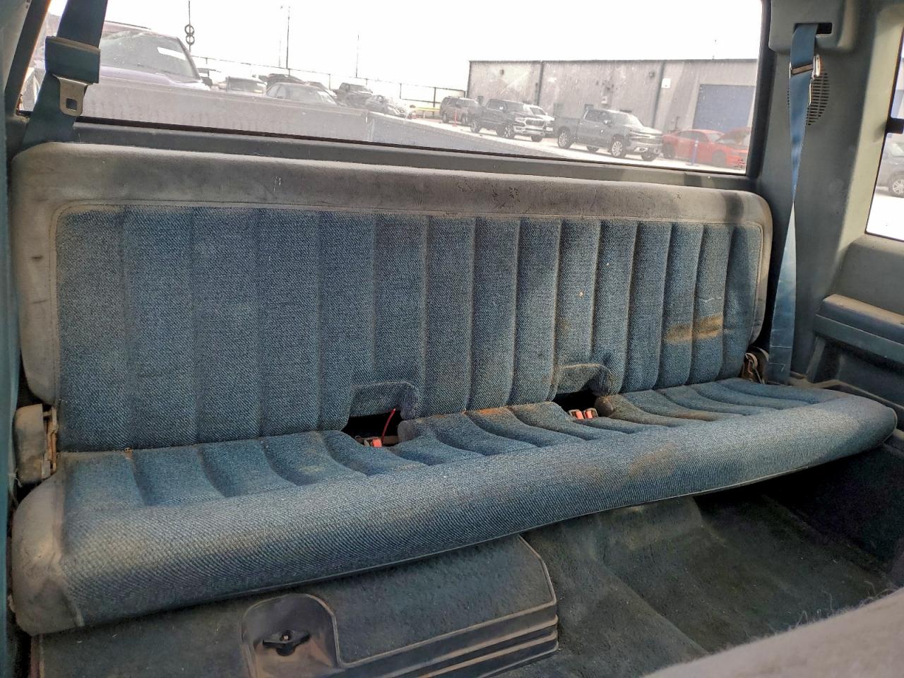 Chevrolet Gmt C2500 Image 8