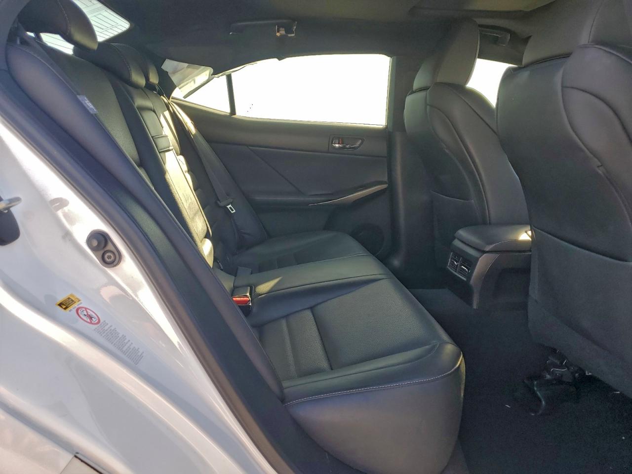 Lexus Is 250 Image 9