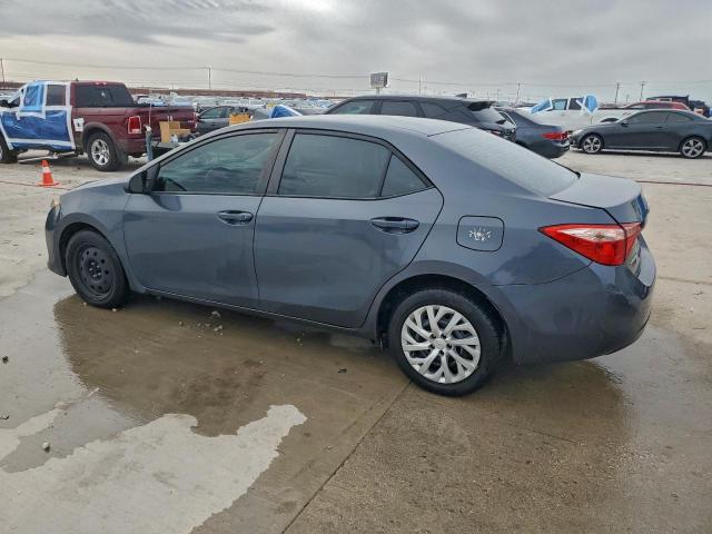 Toyota Corolla L Image 3