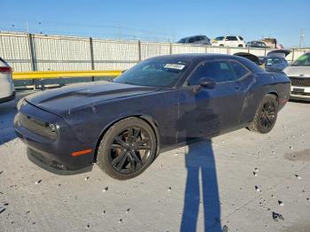  Salvage Dodge Challenger