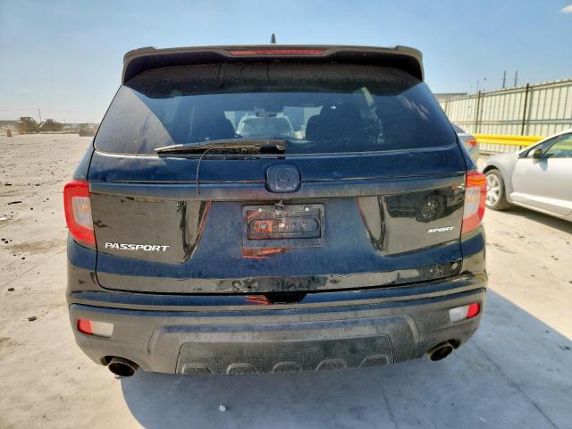 Honda Passport Sport Image 11