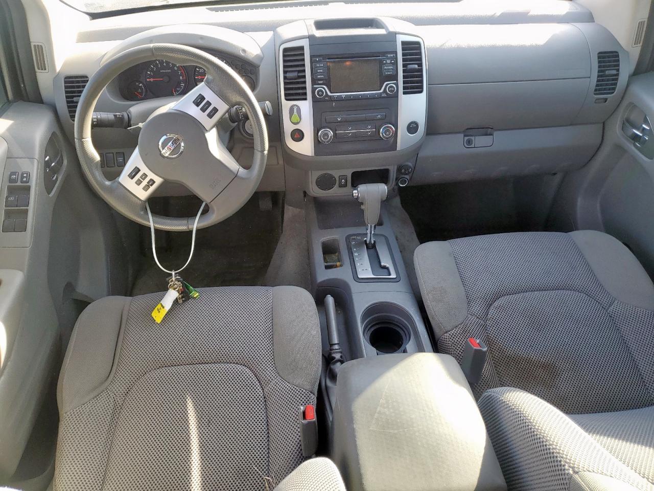 Nissan Frontier S Image 11