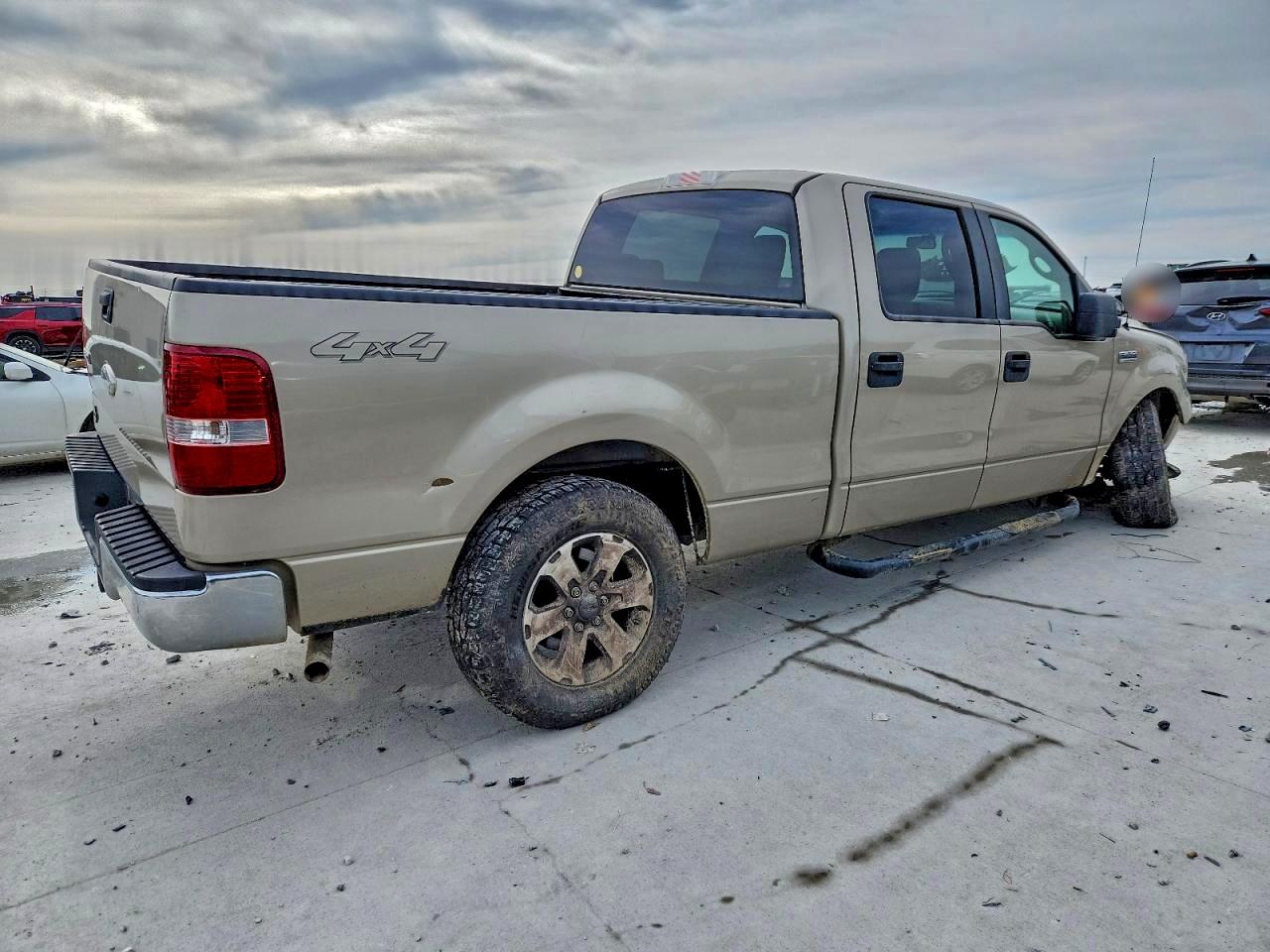 Ford F-150 Supercrew Image 5