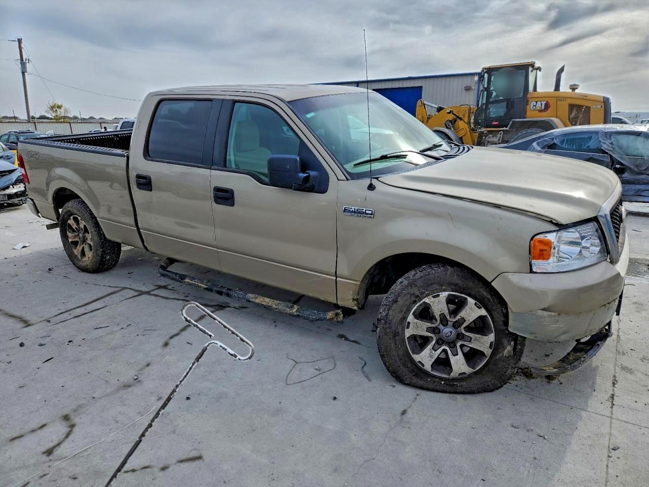 Ford F-150 Supercrew Image 3