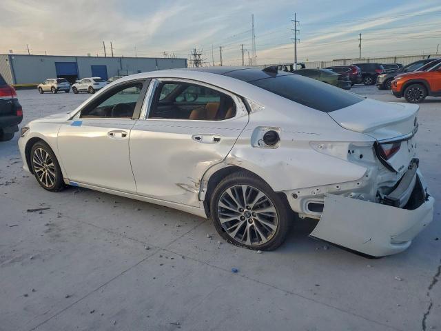 Lexus Es 350 Image 2