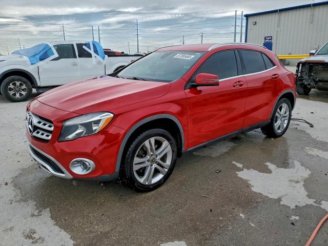  Salvage Mercedes-Benz GLA