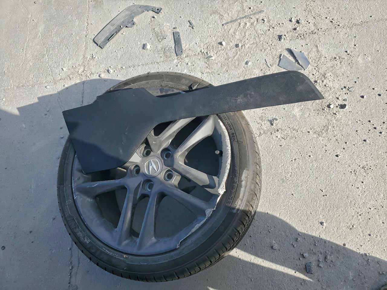 Acura TLX A-spec Image 11