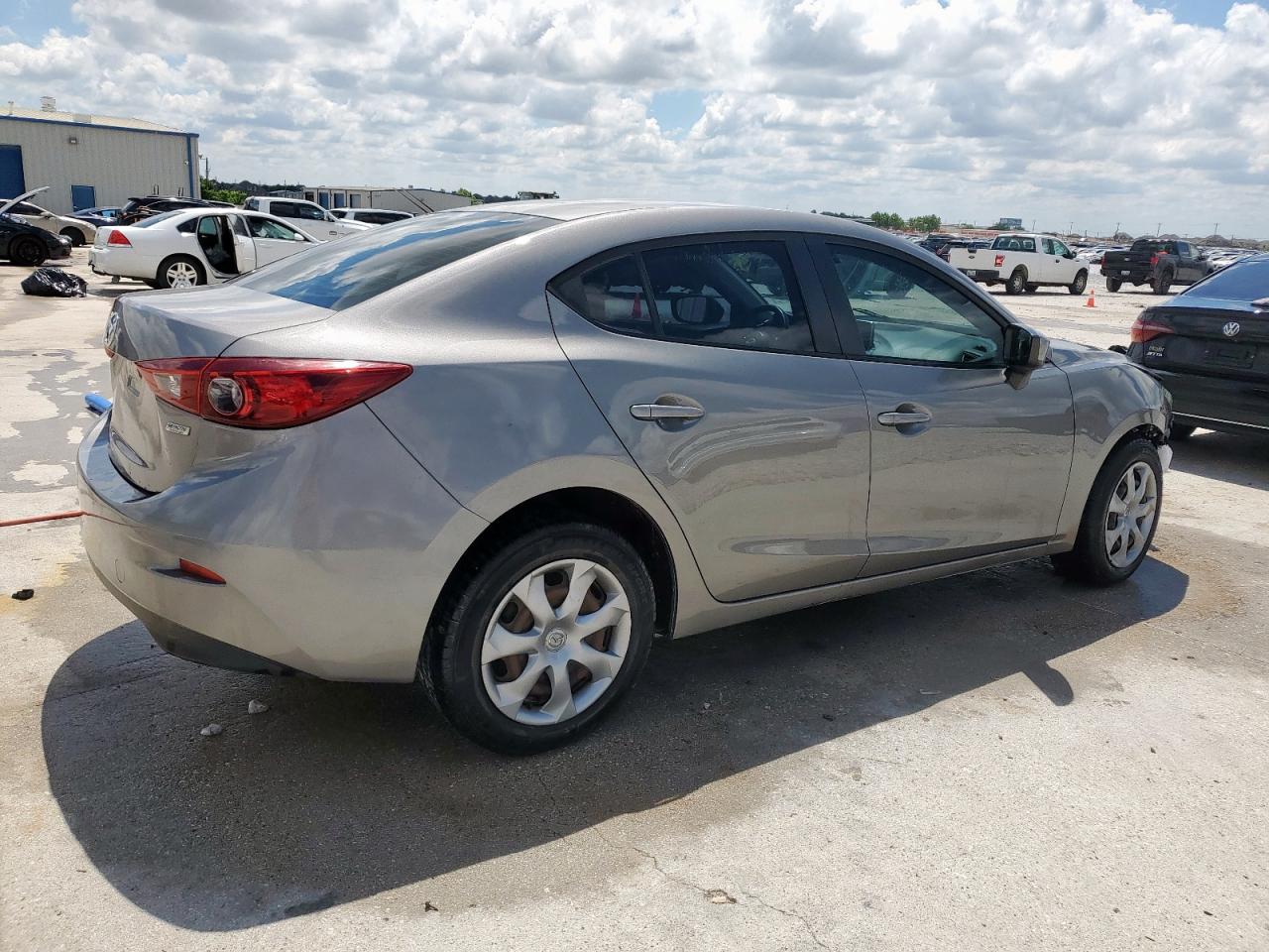 Mazda 3 Sport Image 2