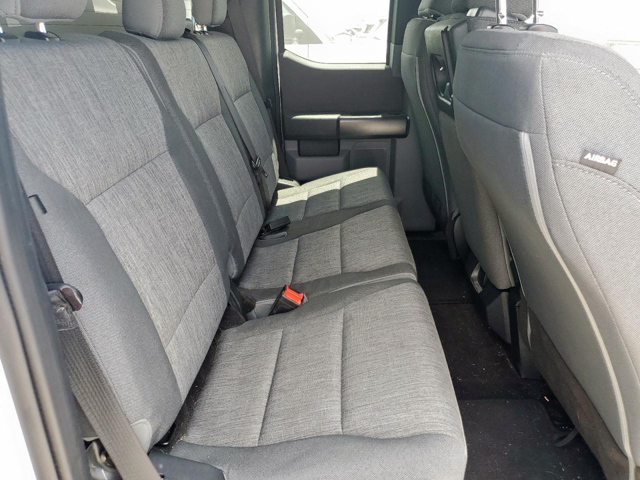 Ford F-150 Super Cab Image 10