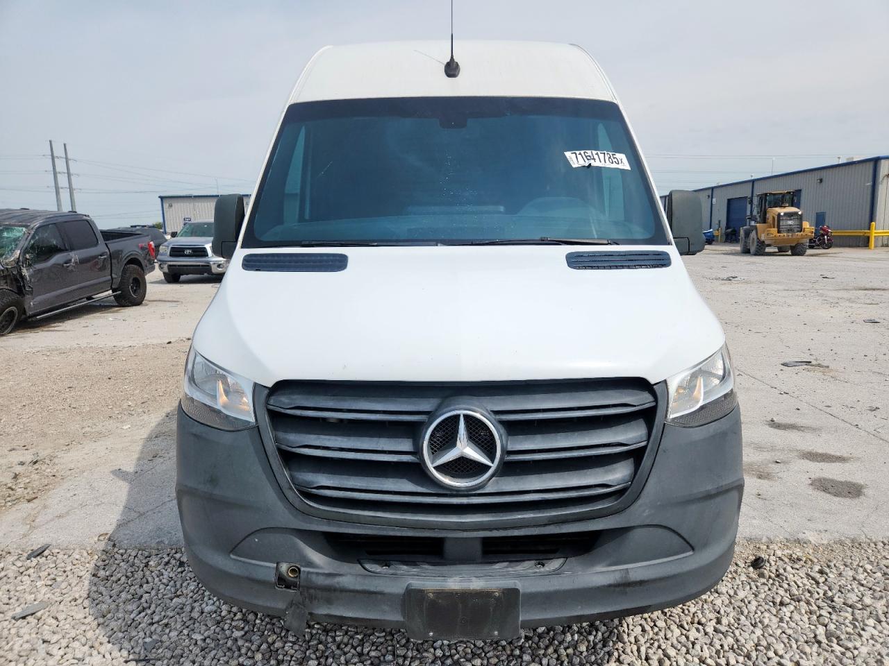 Mercedes-Benz Sprinter 2500 Image 7