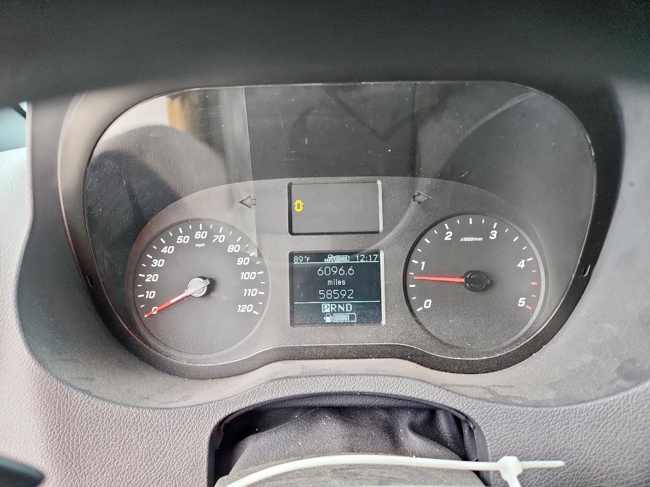 Mercedes-Benz Sprinter 2500 Image 6