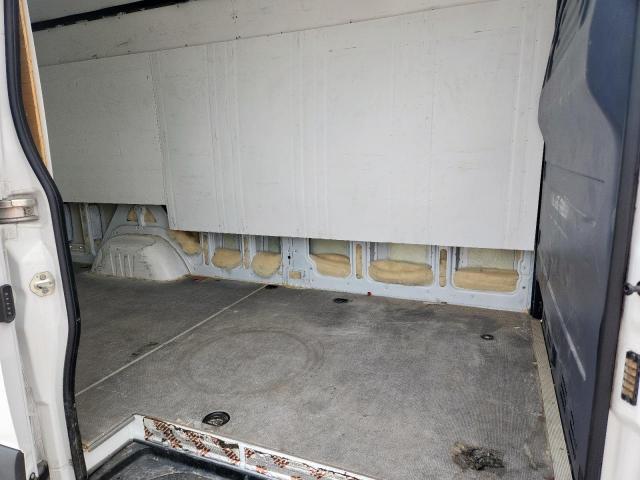 Mercedes-Benz Sprinter 2500 Image 2