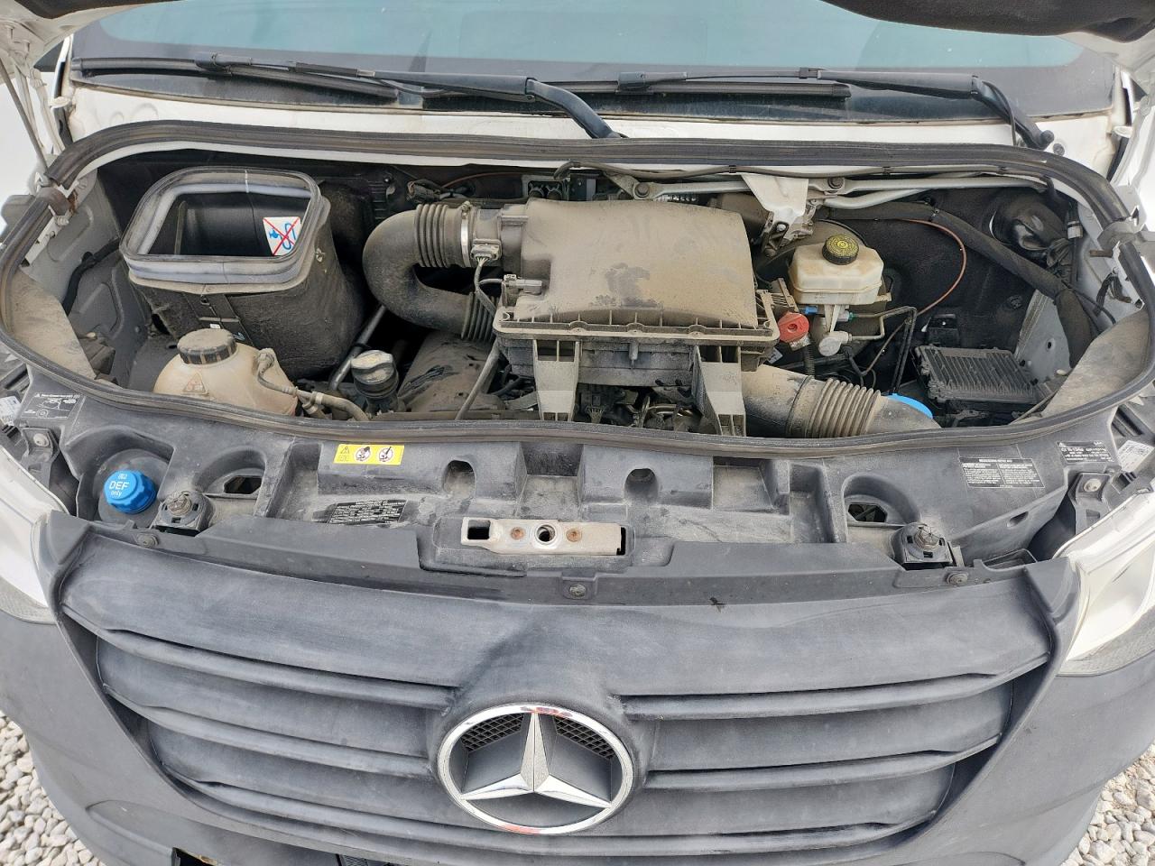 Mercedes-Benz Sprinter 2500 Image 12
