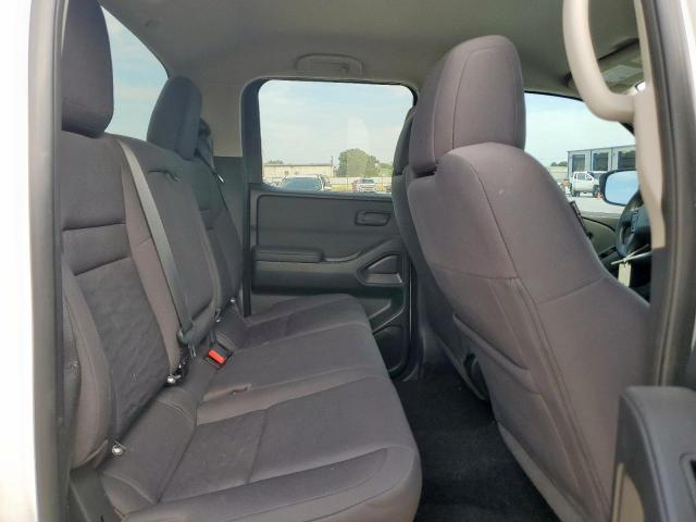 Nissan Frontier S Image 3