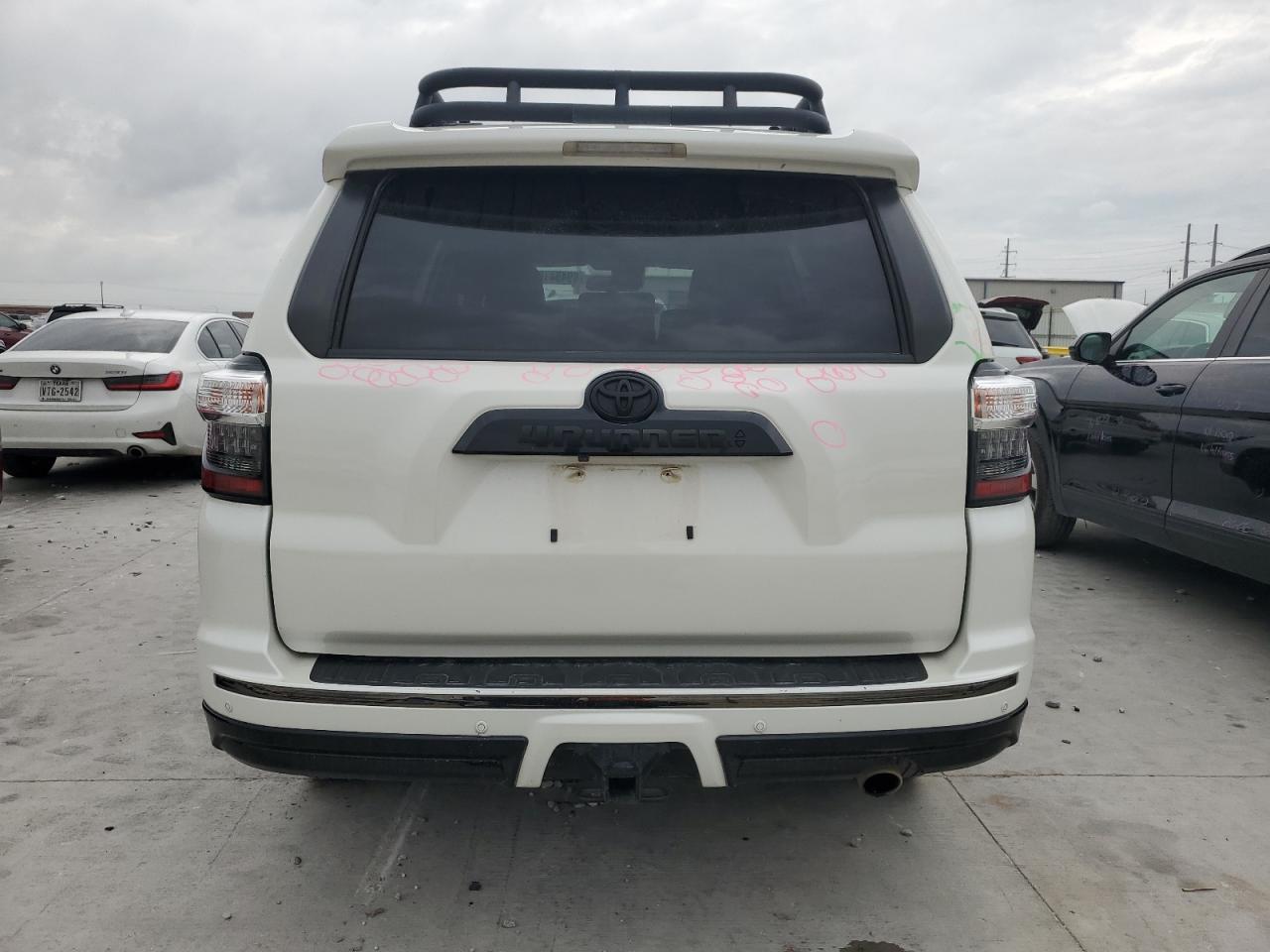 Toyota 4Runner Sr5/sr5 Premium Image 6