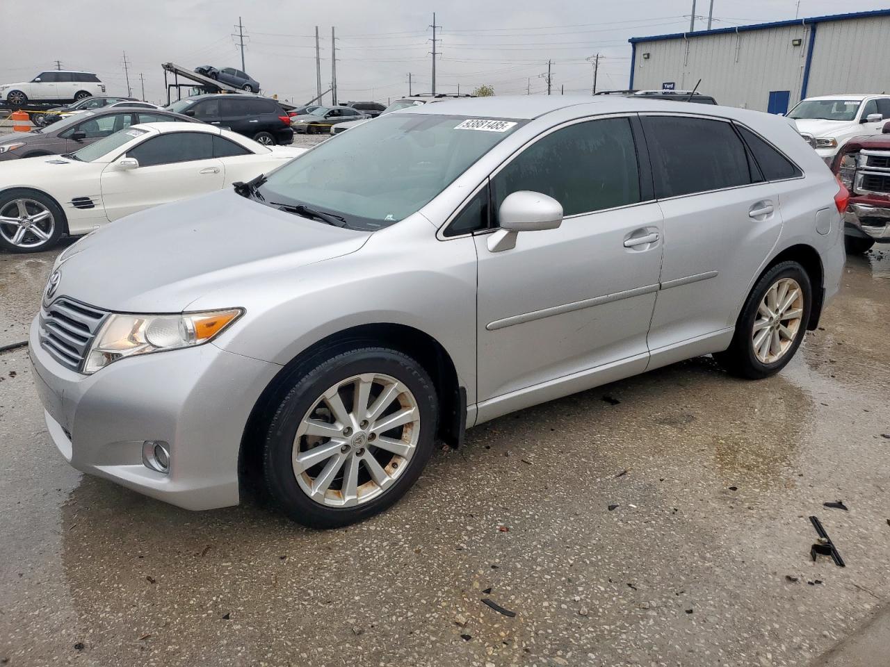 Toyota Venza Image 1