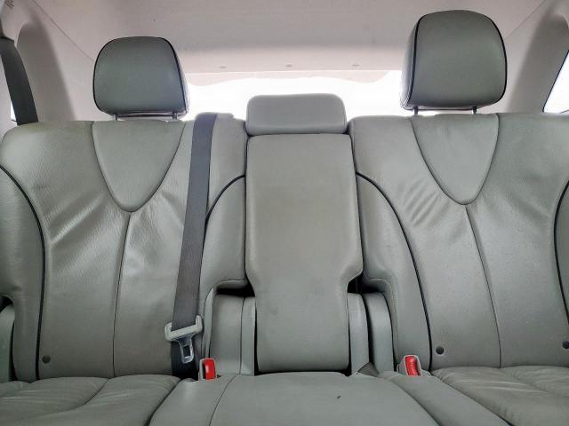 Toyota Venza Image 8