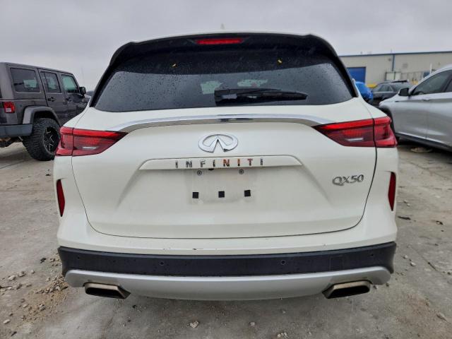 INFINITI Qx Luxe Image 12