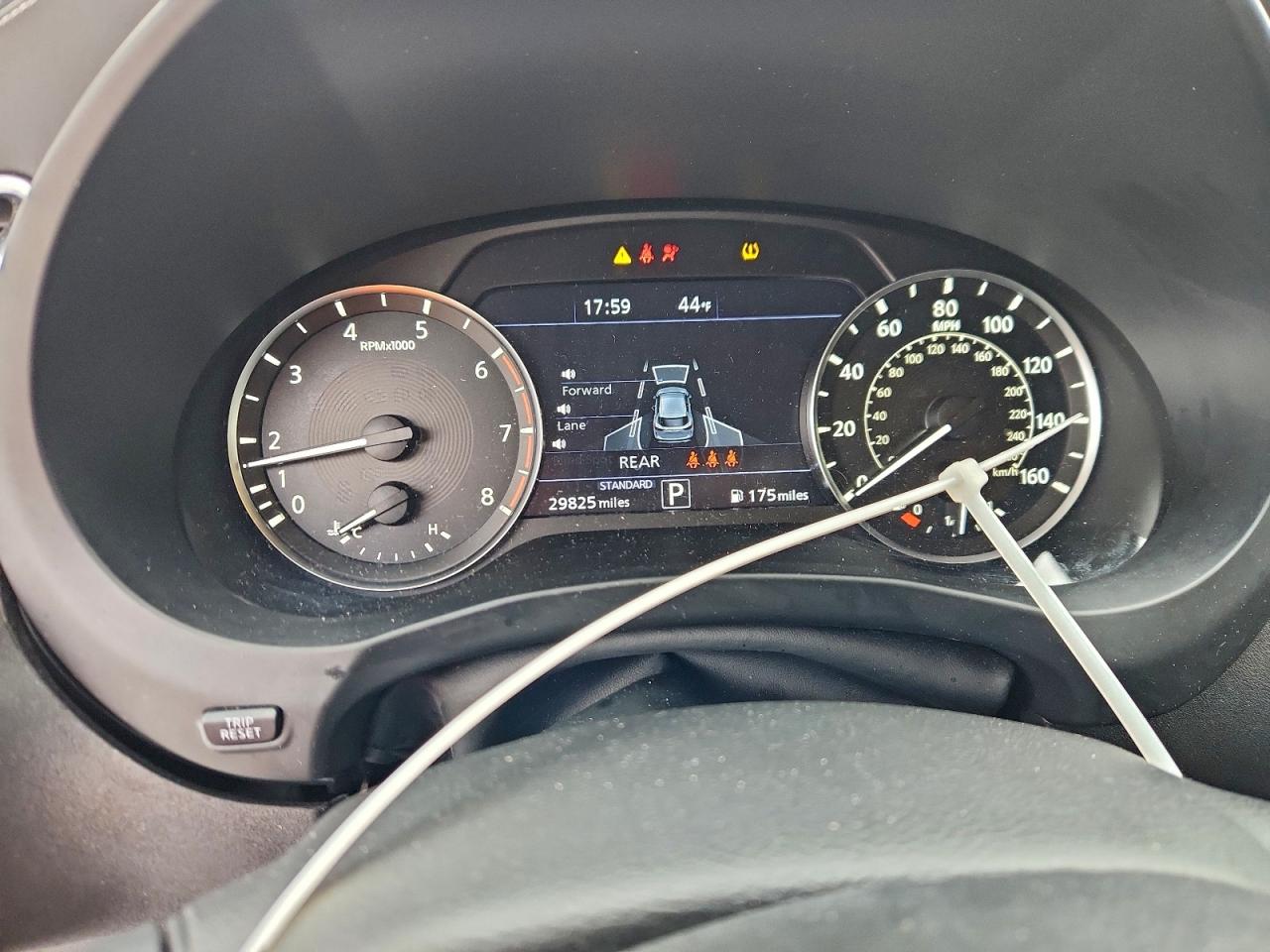 INFINITI Qx Luxe Image 10