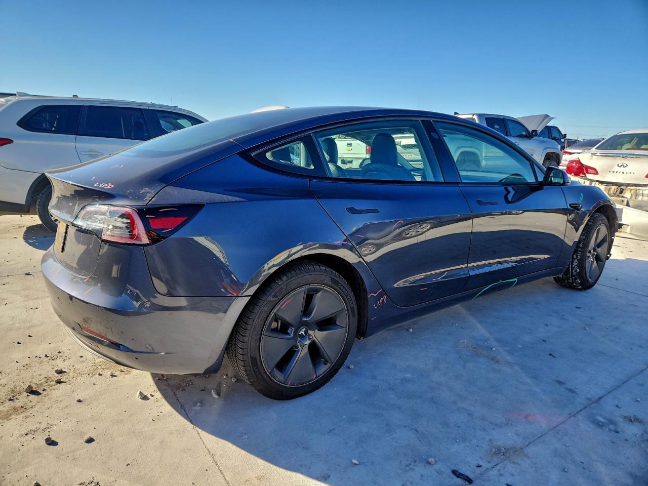 Tesla Model 3 Image 5
