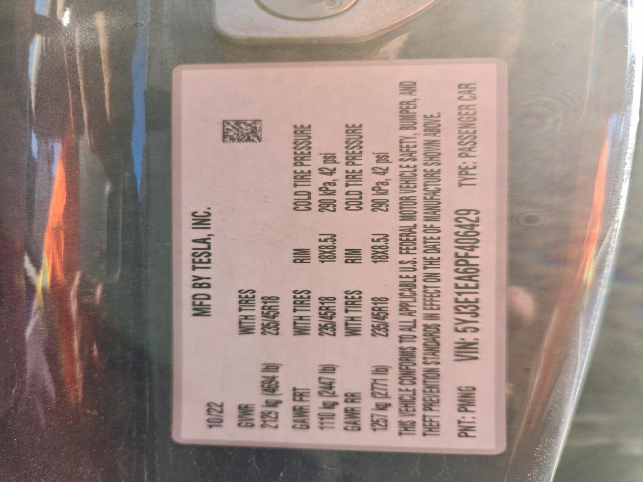 Tesla Model 3 Image 11