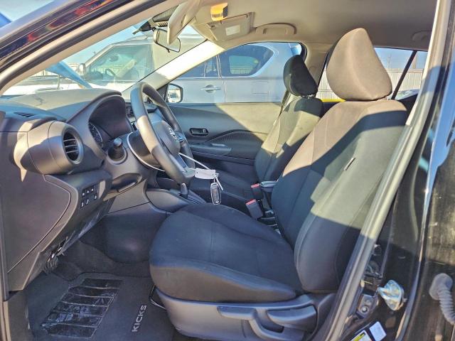 Nissan Kicks S Image 5