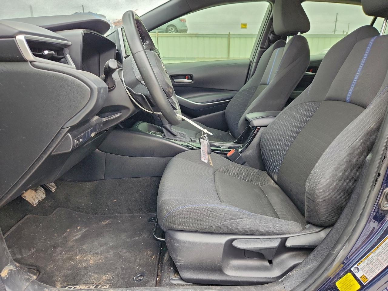 Toyota Corolla Se Image 10