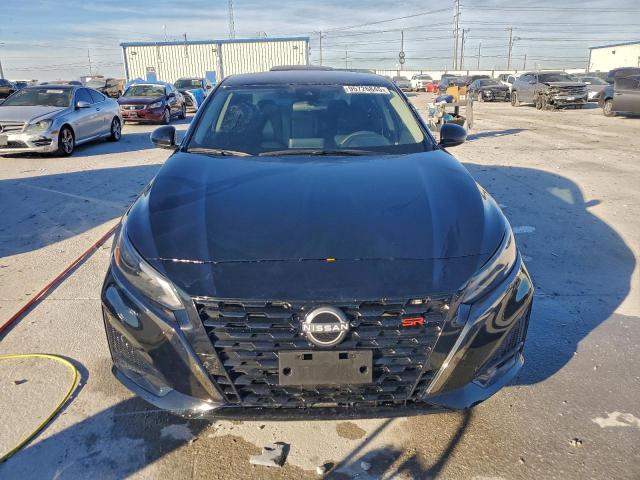 Nissan Altima Sr Image 12